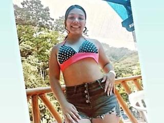 EmilySmithh Seins Liveshow - Photo 9/34