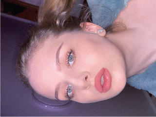 AngellVi Webcam Porno Live - Photo 6/6