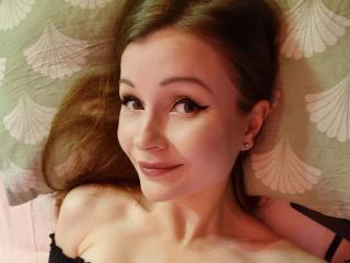 TinyEmily-hot live cam model at XLoveCam