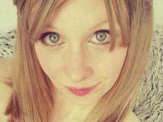 Watch  annekehot-sex live on cam at XLoveCam