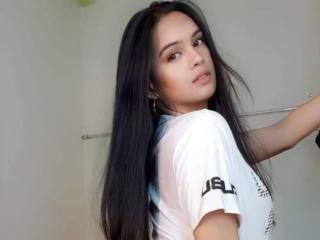 Watch  AmaraGrace live on XLoveCam