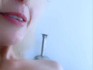 Photo of ShaiyaShy-hot