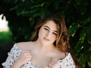 VirginMariette Baise Anal - Photo 8/21