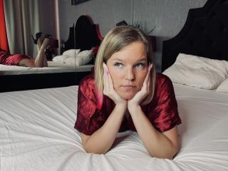 EvasShinyHot Seins Liveshow - Photo 5/31