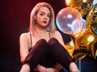 AvaMia Webcam Porno Live - Photo 7/29