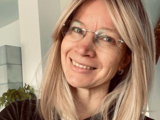 Photo of AnnikaRose-hot