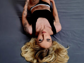 Photo of Ginacolada-hot