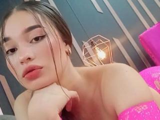 SofiaOwenn Blowjob XXX Cams - Photo 16/92