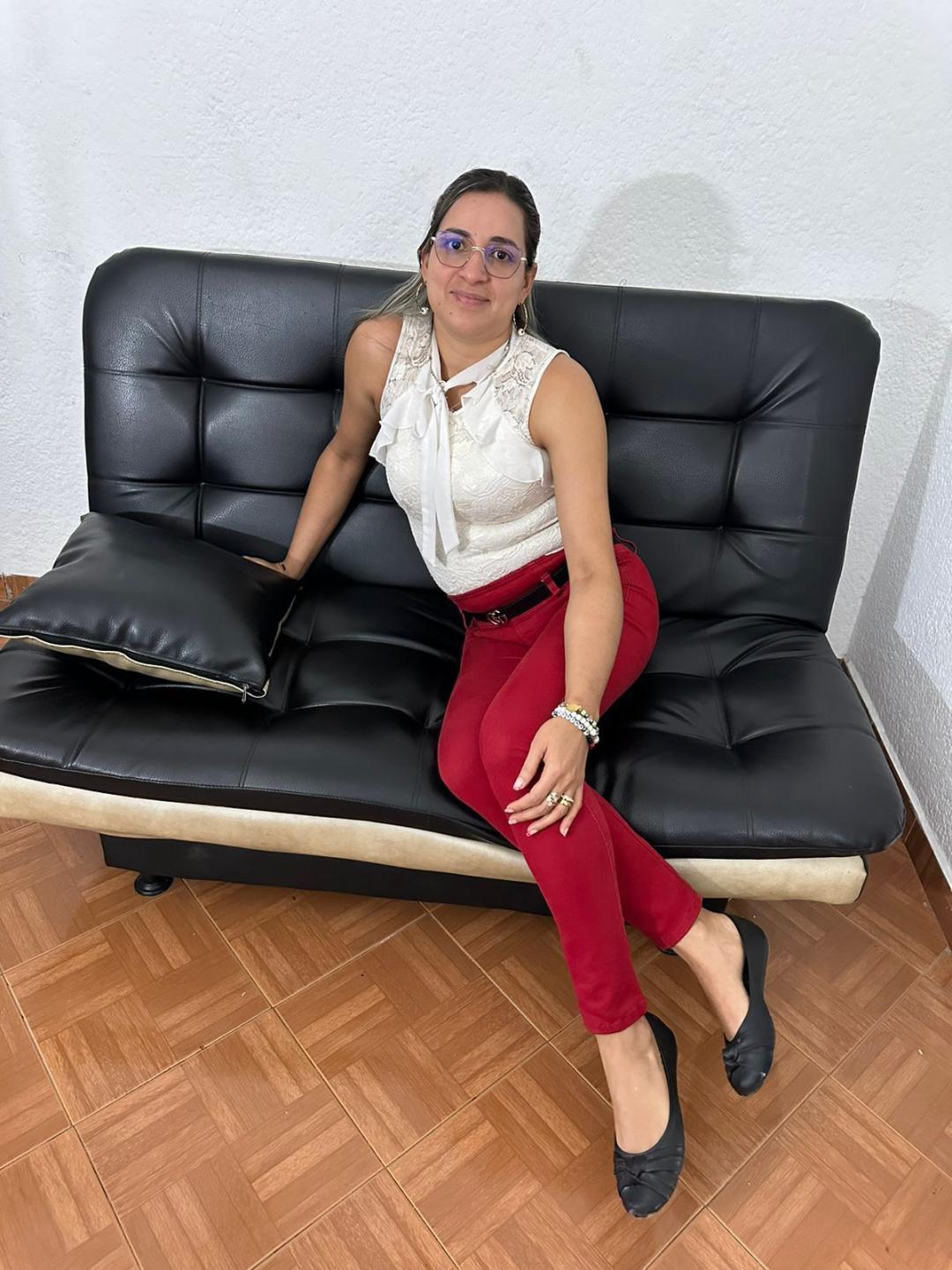 webcam model LianaWest from XloveCam webcam model LianaWest from XloveCam