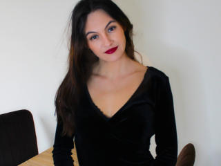 IrisSensual Hot Pussy - Photo 6/17