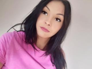 IrisSensual Hot Pussy - Photo 8/17