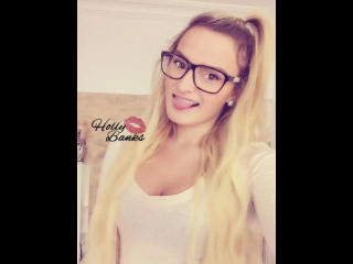HollyBanks-hot photo