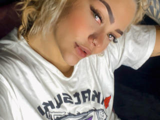 KyraX Seins Show XXX en Direct - Photo 13/18