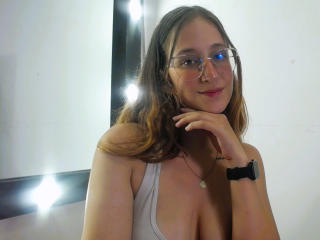 LauraCutee Anal en Webcam Live - Photo 9/59