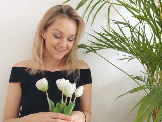 AliciaSecret Webcam Porno Live - Photo 8/21