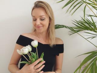 AliciaSecret Webcam Porno Live - Photo 6/21