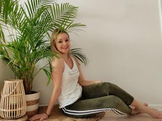AliciaSecret Webcam Porno Live - Photo 4/21