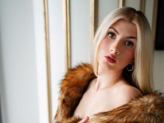 ScarlettAmazing Blowjob XXX Cams - Photo 8/9