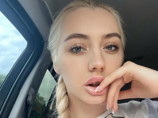BonniBlondi Live Cam Porn - Photo 10/10