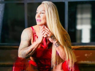 BonnievonClyde-hot live cam model at XLoveCam
