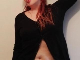 Watch MariaVecinita-hot live on cam on XLoveCam