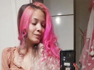 FuxiaVeneno-hot live cam model at XLoveCam