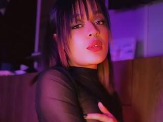 ScarlettVela69 live cam model at XLoveCam