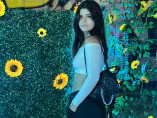 ScarlettZhen Blowjob XXX Cams - Photo 702/1235