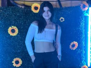 ScarlettZhen Blowjob XXX Cams - Photo 703/1235