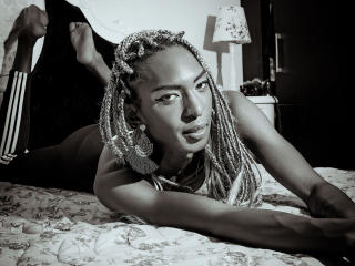 MiaParkerz Image Gallery
