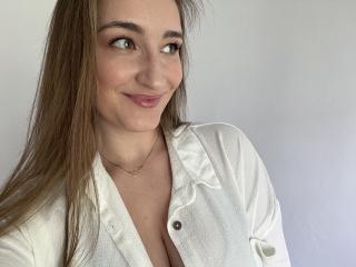 SensualEmma Blowjob XXX Cams - Photo 5/17