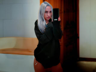 LindaFlirt Image Gallery