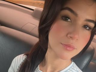 ScarlettZhen Blowjob XXX Cams - Photo 716/1235