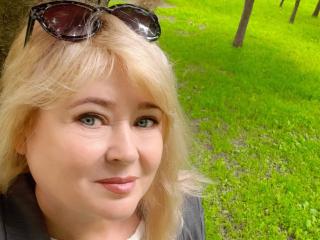 LianaLotv Anal en Webcam Live - Photo 8/12