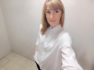 AllisonXMiss Webcam Porno Live - Photo 4/6