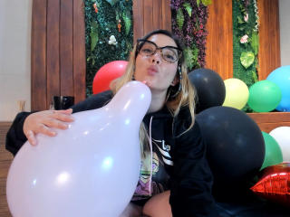 MeganHolt Hot Liveshows - Photo 232/279