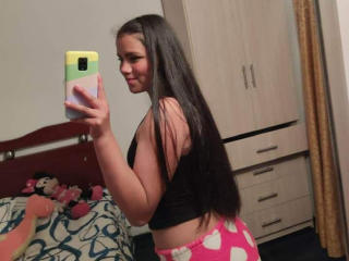 AlahyaDifiori Webcam Porno Live - Photo 19/44