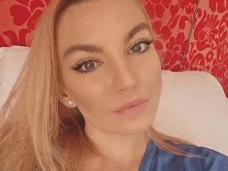 GinaLust Video Webcam - Photo 10/15