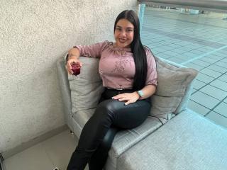 AndreaBusty Webcam Porno Live - Photo 8/20