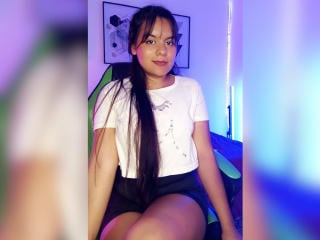 LiaaFoxy Anal en Webcam Live - Photo 25/25