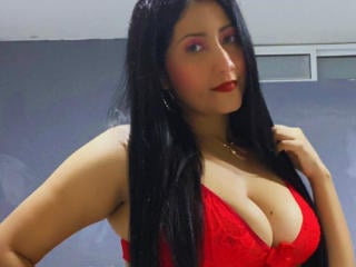 AlessandraMackaleng Webcam Porno Live - Photo 26/29