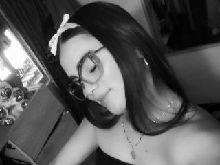 AlahyaDifiori Webcam Porno Live - Photo 28/44