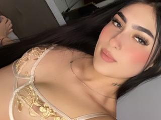 Watch  SevenJeyn live on XLoveCam