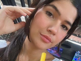 ScarlettZhen Blowjob XXX Cams - Photo 771/1235
