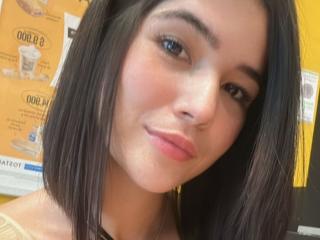ScarlettZhen Blowjob XXX Cams - Photo 785/1235
