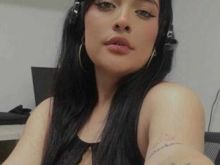 AgathaKerr Webcam Porno Live - Photo 840/1082