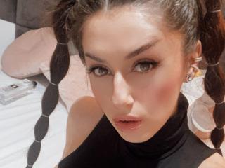 AdallineDiamond Webcam Porno Live - Photo 4/4