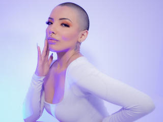 JadePierce Image Gallery