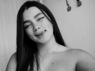 AlahyaDifiori Webcam Porno Live - Photo 40/44
