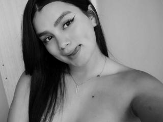 AlahyaDifiori Webcam Porno Live - Photo 43/44